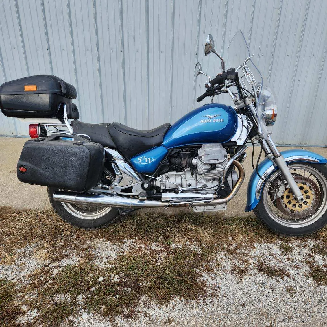 1998 EV 1100