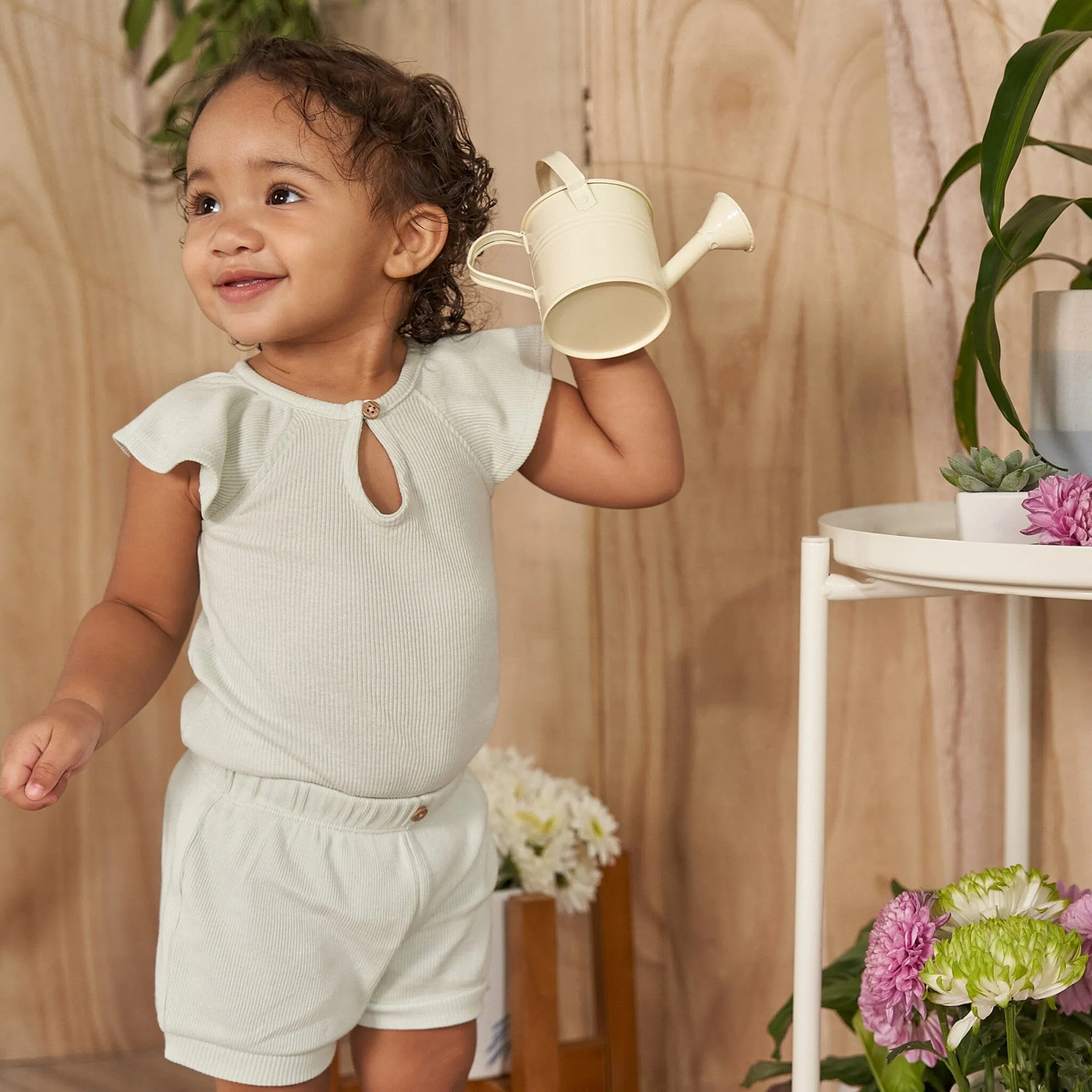 2-Piece Baby Girls Green Lily Bodysuit and Shorts Set