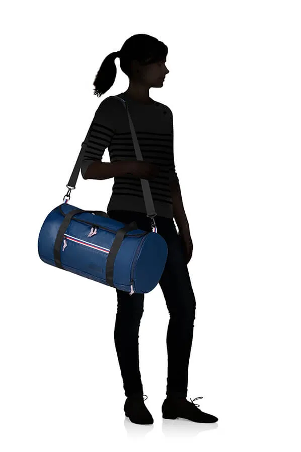 American Tourister Upbeat Pro Duffle Zip Coated