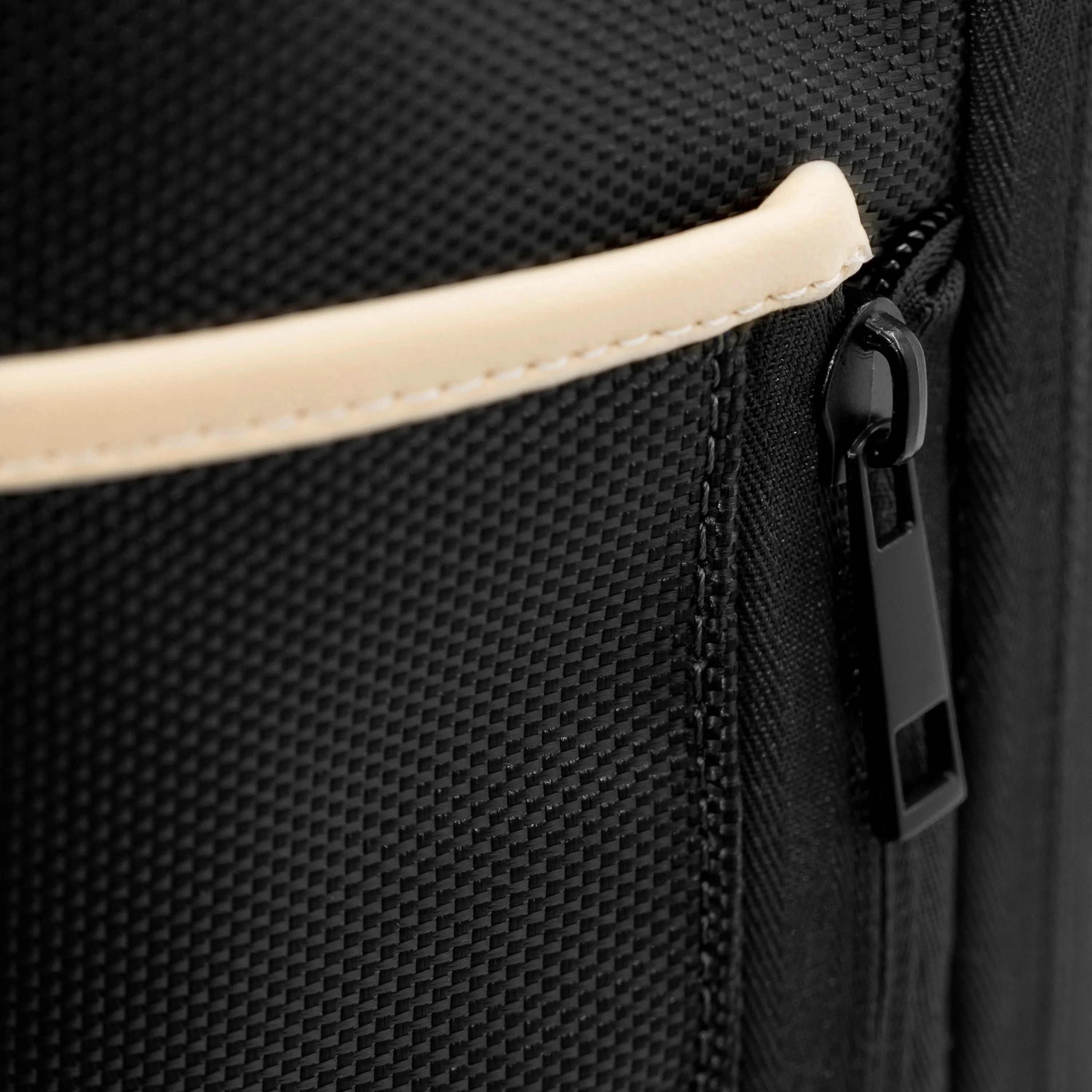 ATOM NEW YORK ULTIMATE BACKPACK - Black and Beige