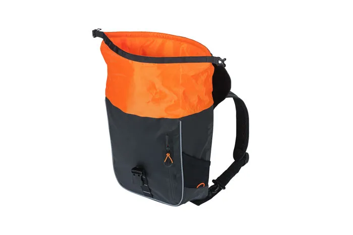 Basil - Miles Tarpaulin Daypack