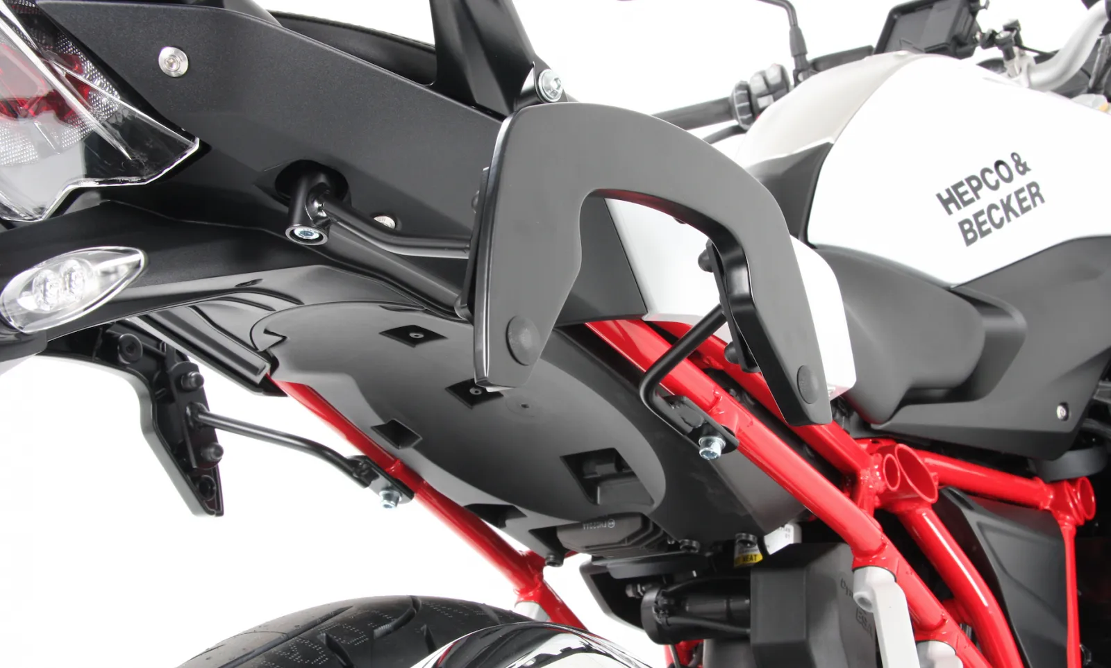 BMW R1200R Carrier - Sidecases C-Bow