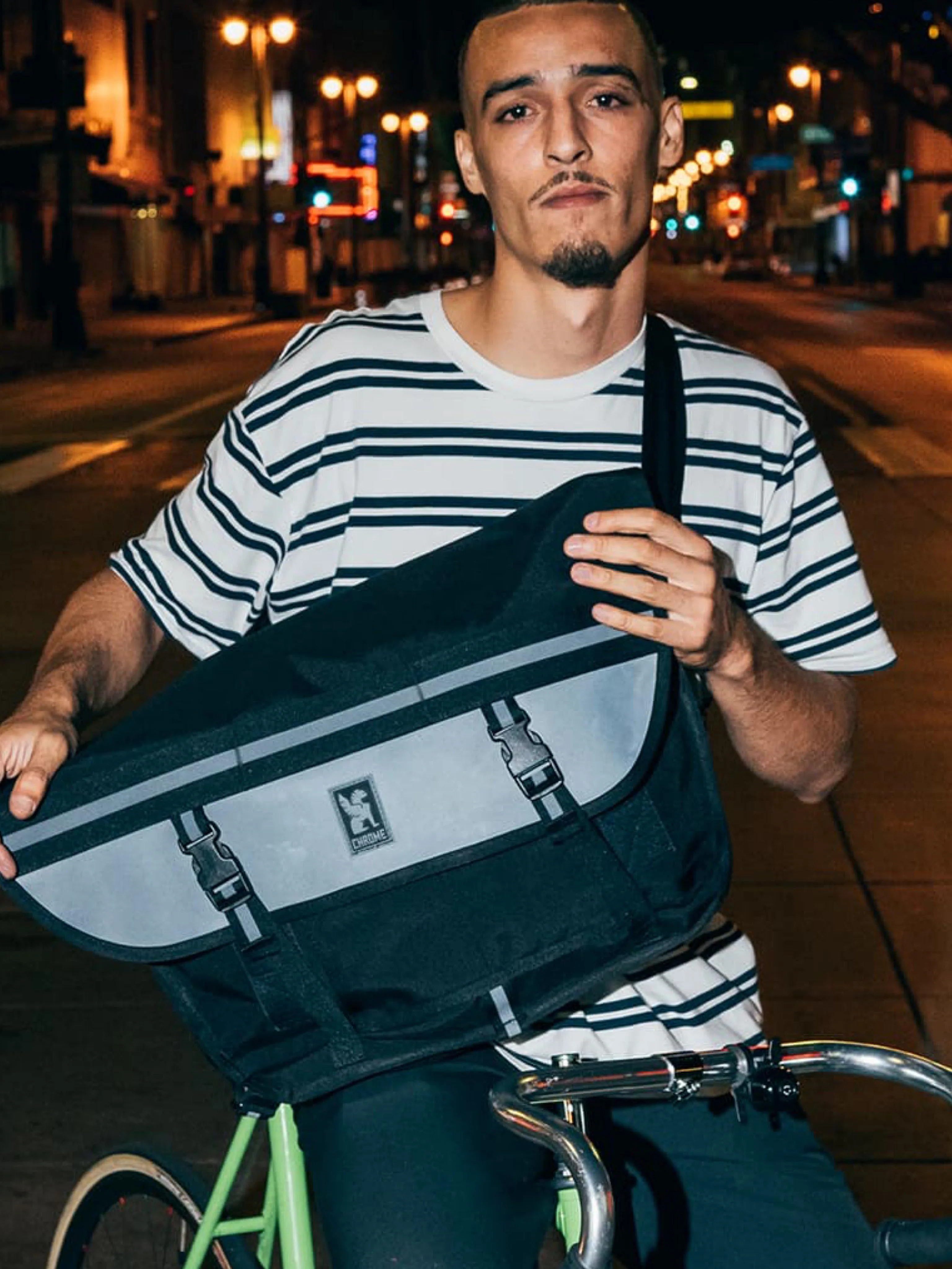 Chrome Industries Citizen Messenger Bag Night Reflective