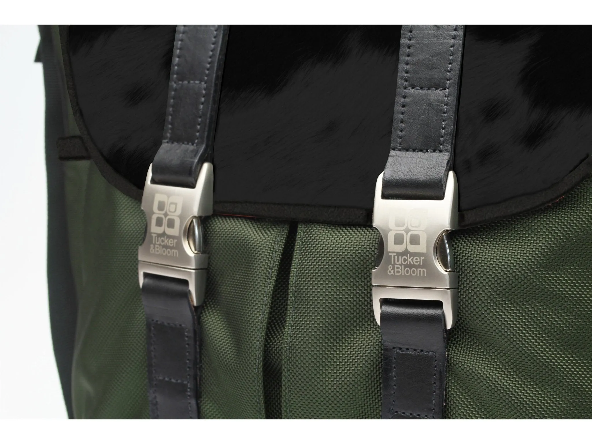 DELUXE NORTH TO SOUTH MESSENGER