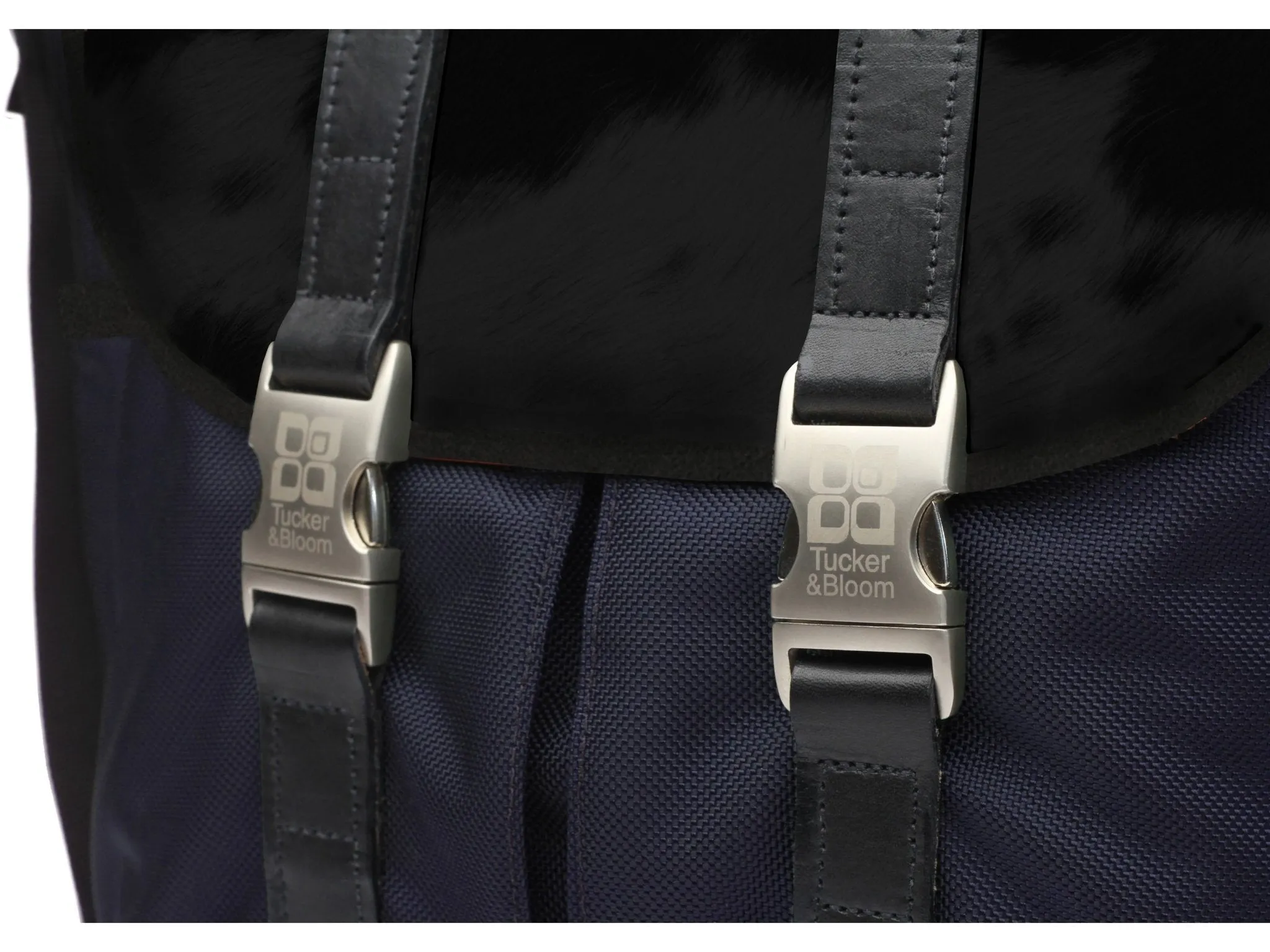 DELUXE NORTH TO SOUTH MESSENGER