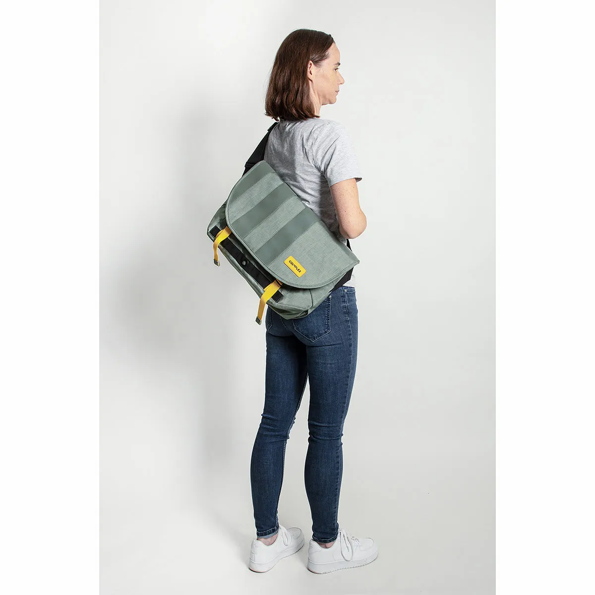 Dinky Di Messenger 16''