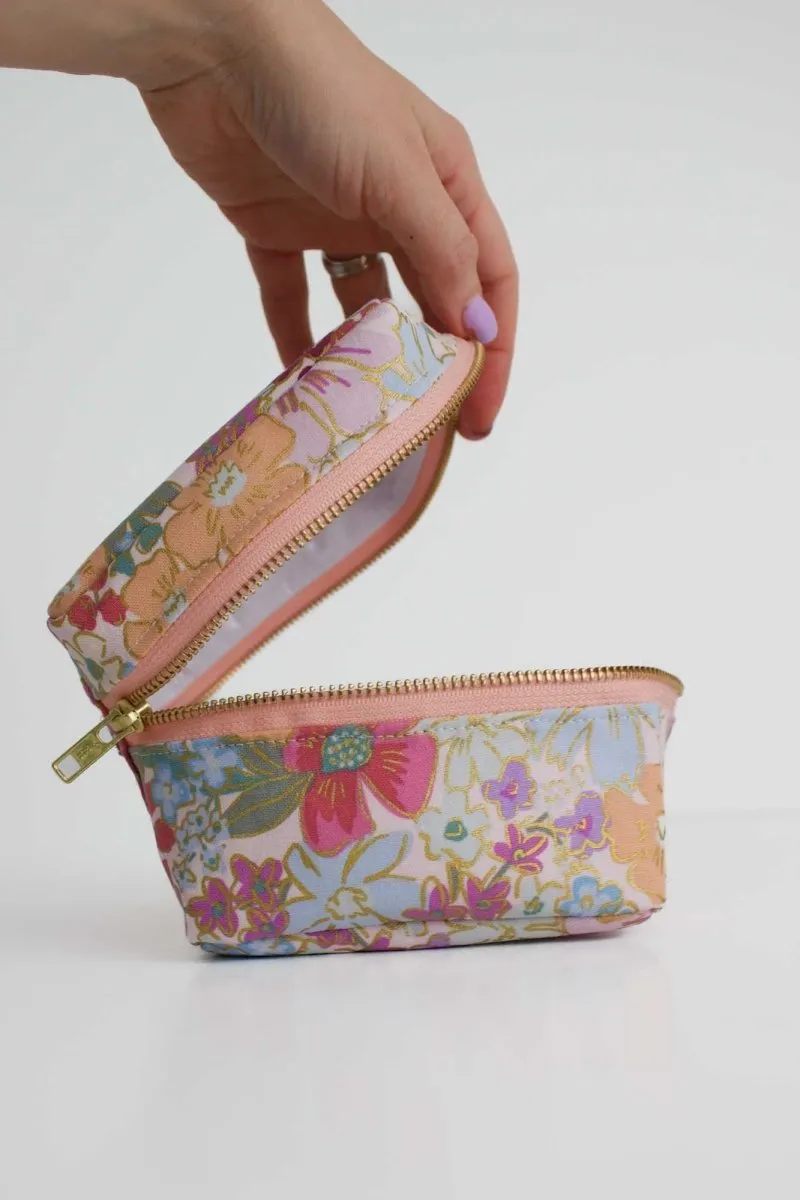 English Rose Canvas Mini Leak-proof Cube with Brush Loops
