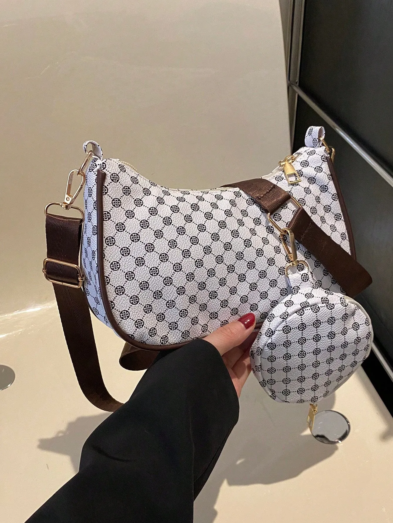 Geometric Print Hobo Bag With Coin Purse - Multicolor