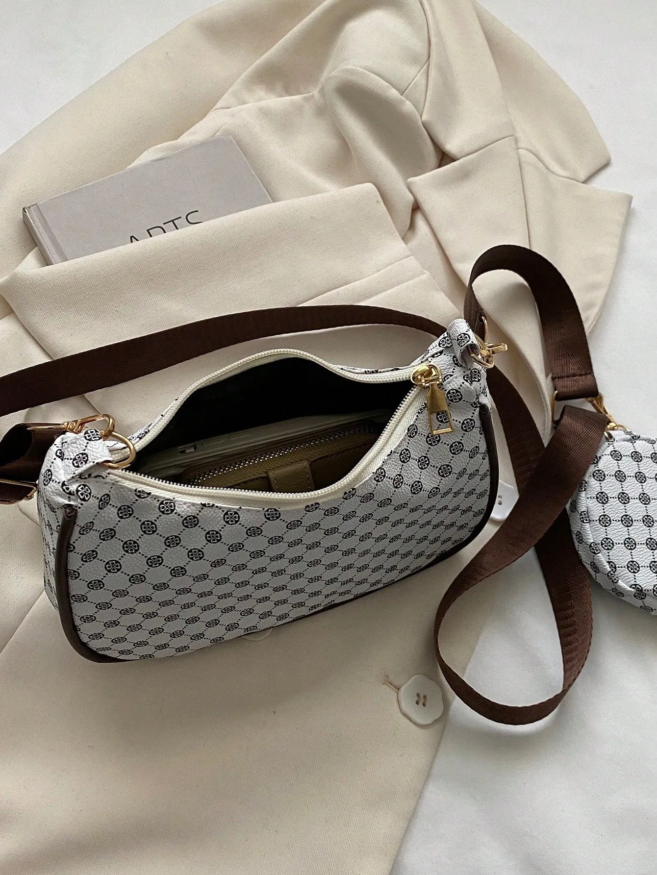 Geometric Print Hobo Bag With Coin Purse - Multicolor