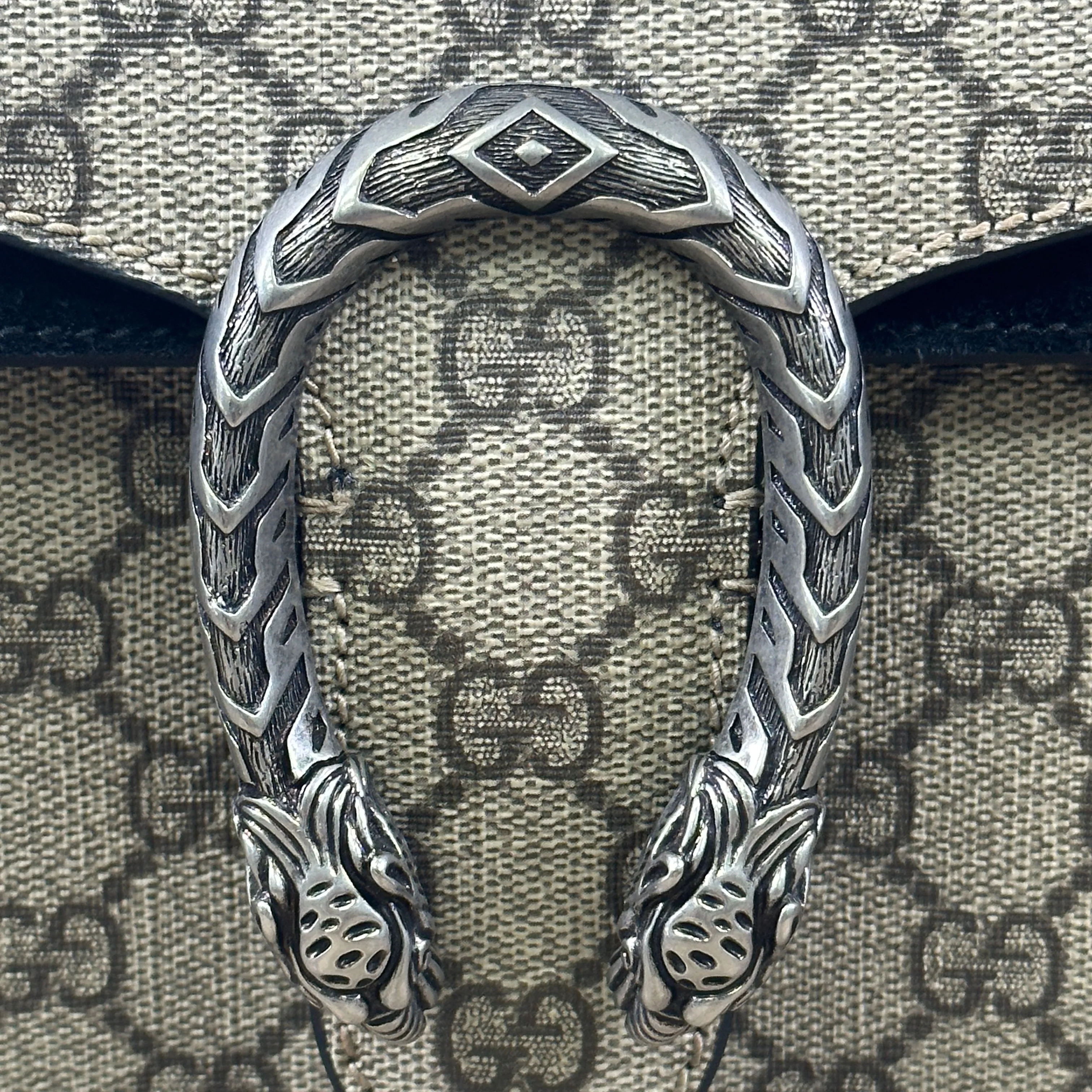 Gucci Dionysus GG Monogram Supreme Canvas (Small) - Black