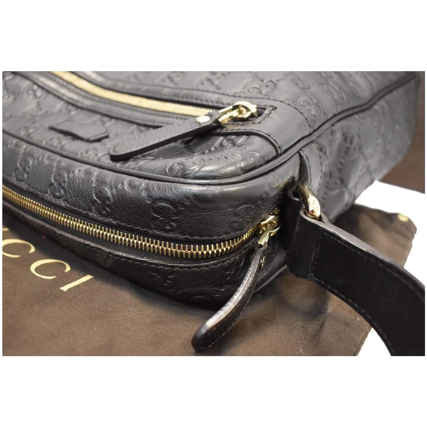 GUCCI Guccissima Leather Messenger Bag Black 201448