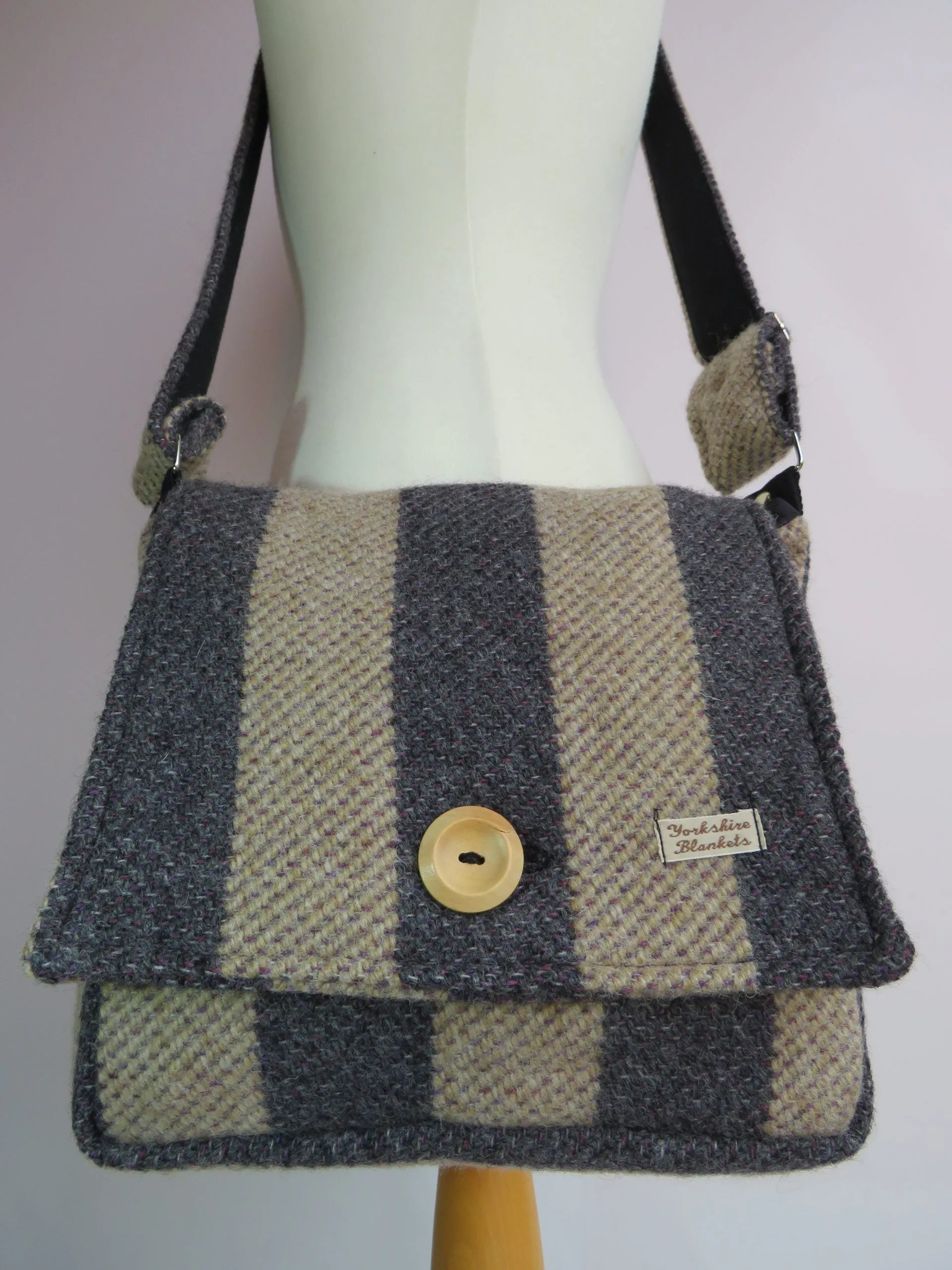 Handmade 100% Wool Bag