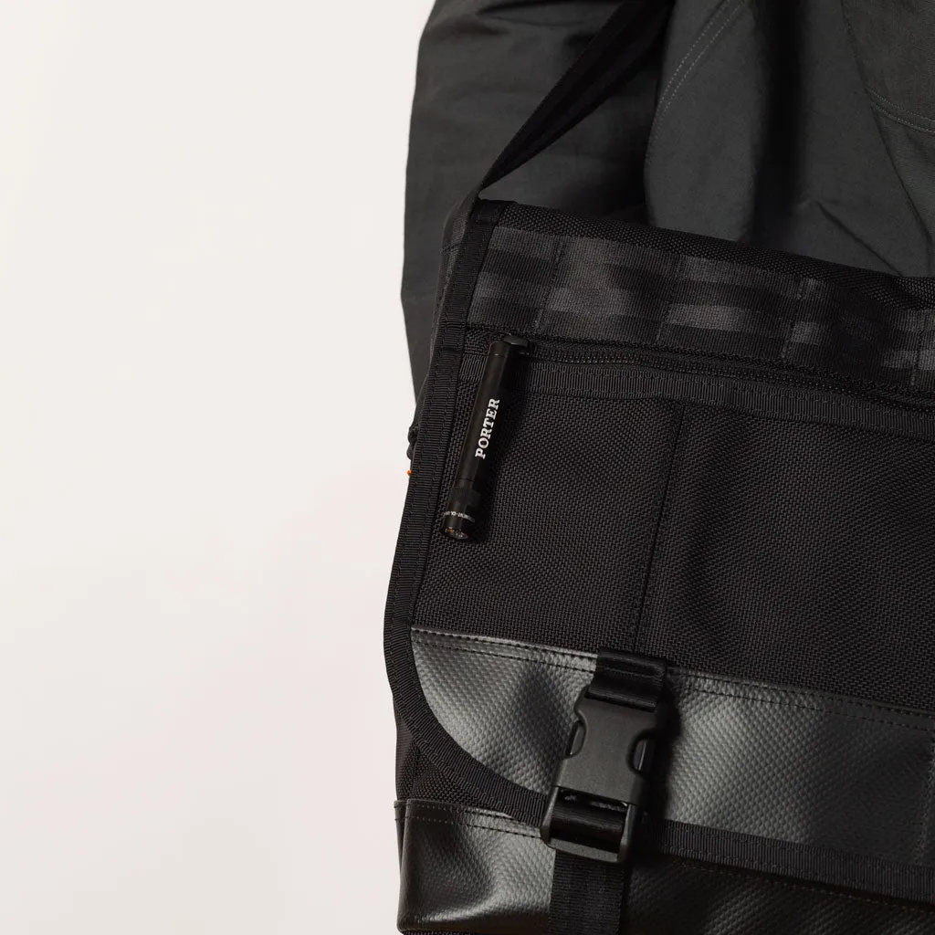 Heat Messenger Bag (L) - Black
