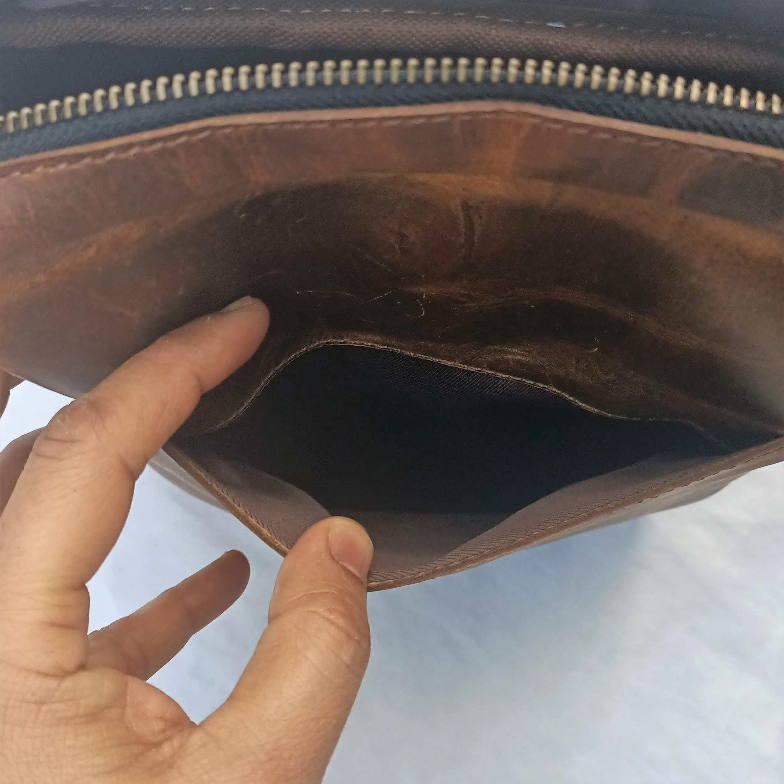 Hunter Brown Leather Ladies Bag