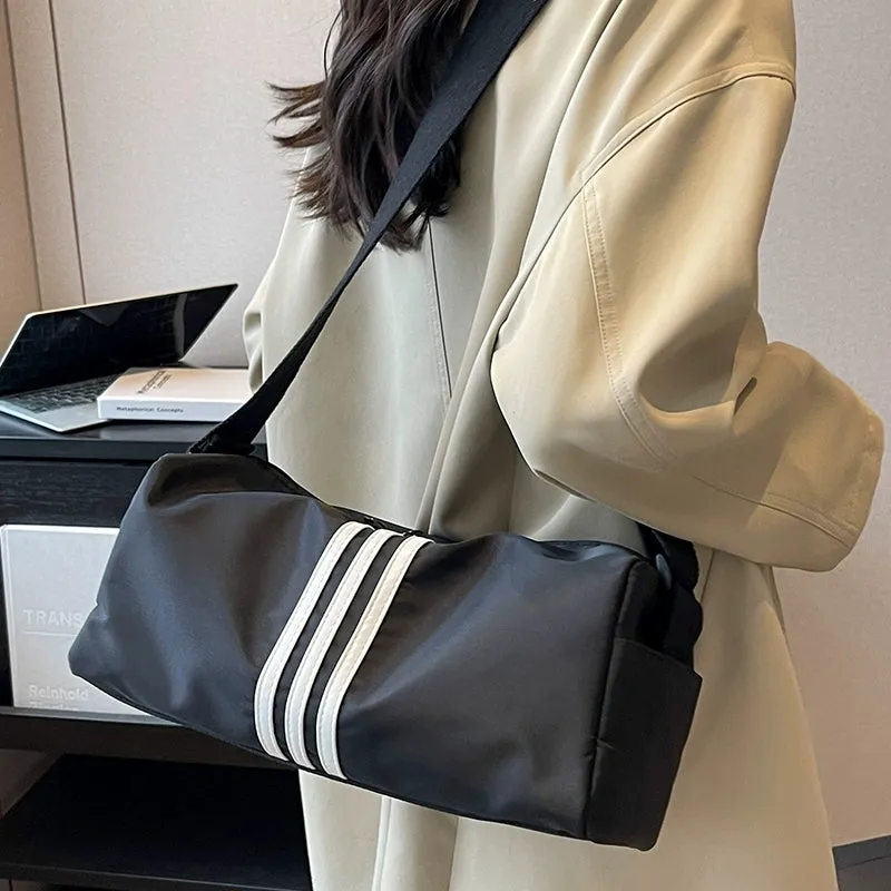 INS Sports Striped Bag Women's Underarm Pillow Bag 2023 New Large Capacity Shoulder Bag All-Match Messenger Bag
