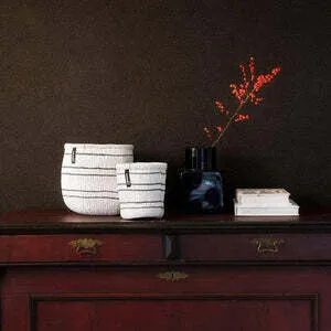 Kiondo Basket black   white stripe