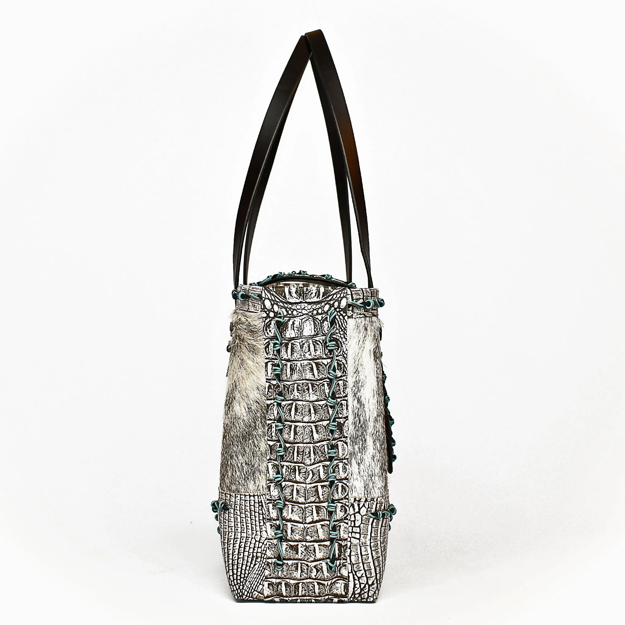 Large Tote Bags For Travel - The Chimney Peak III