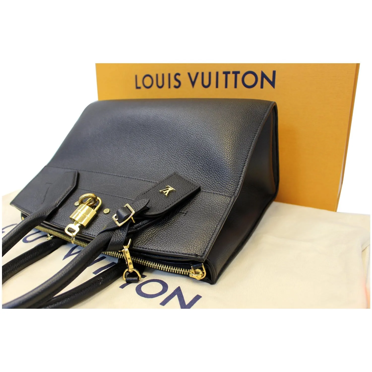 LOUIS VUITTON City Steamer MM Noir Black Leather Shoulder Bag