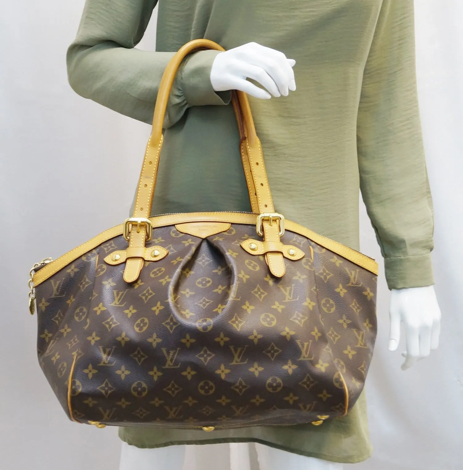 LOUIS VUITTON Monogram Canvas Tivoli GM Brown Shoulder Bag