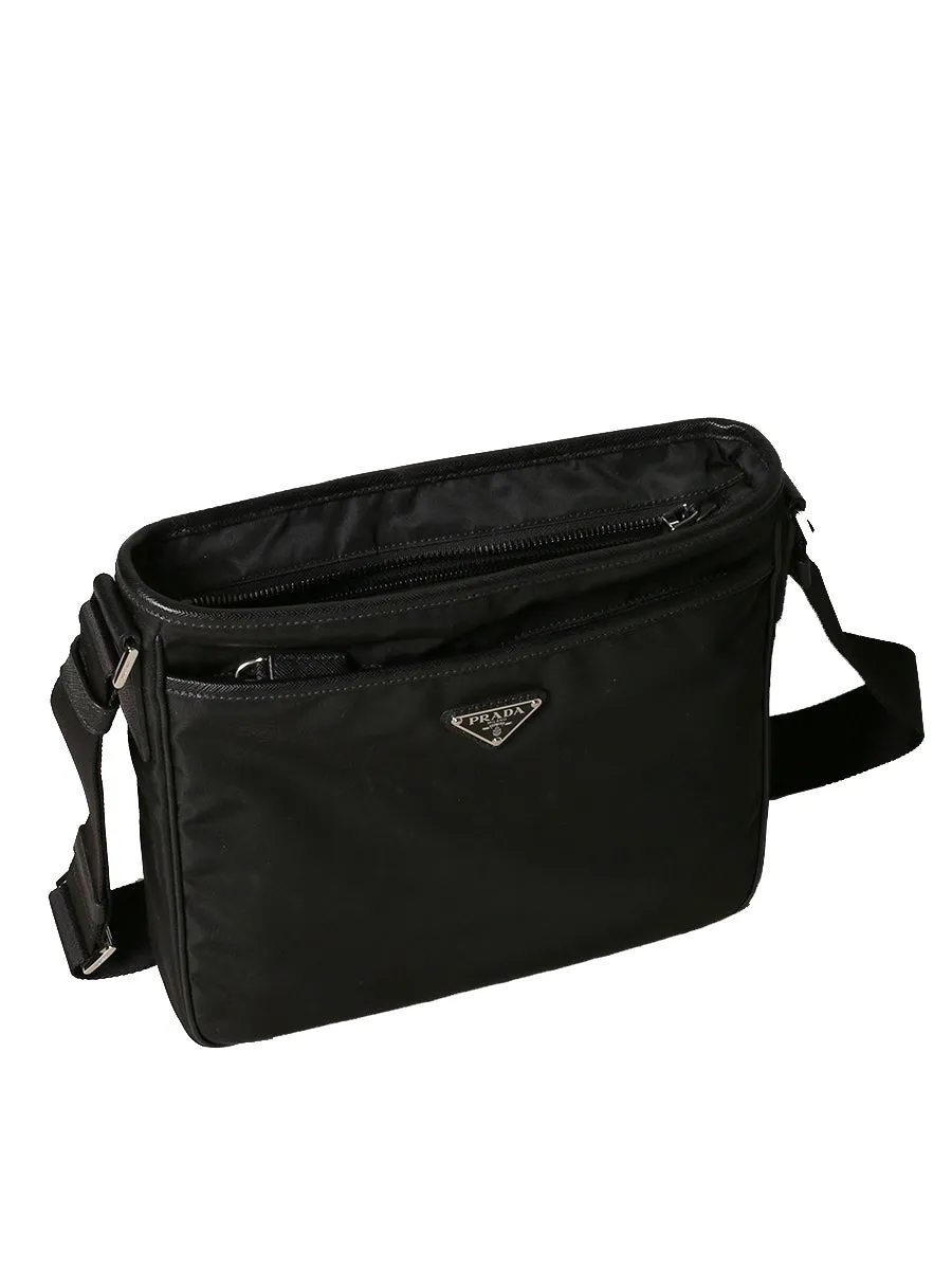Messenger Nylon Bag in Black
