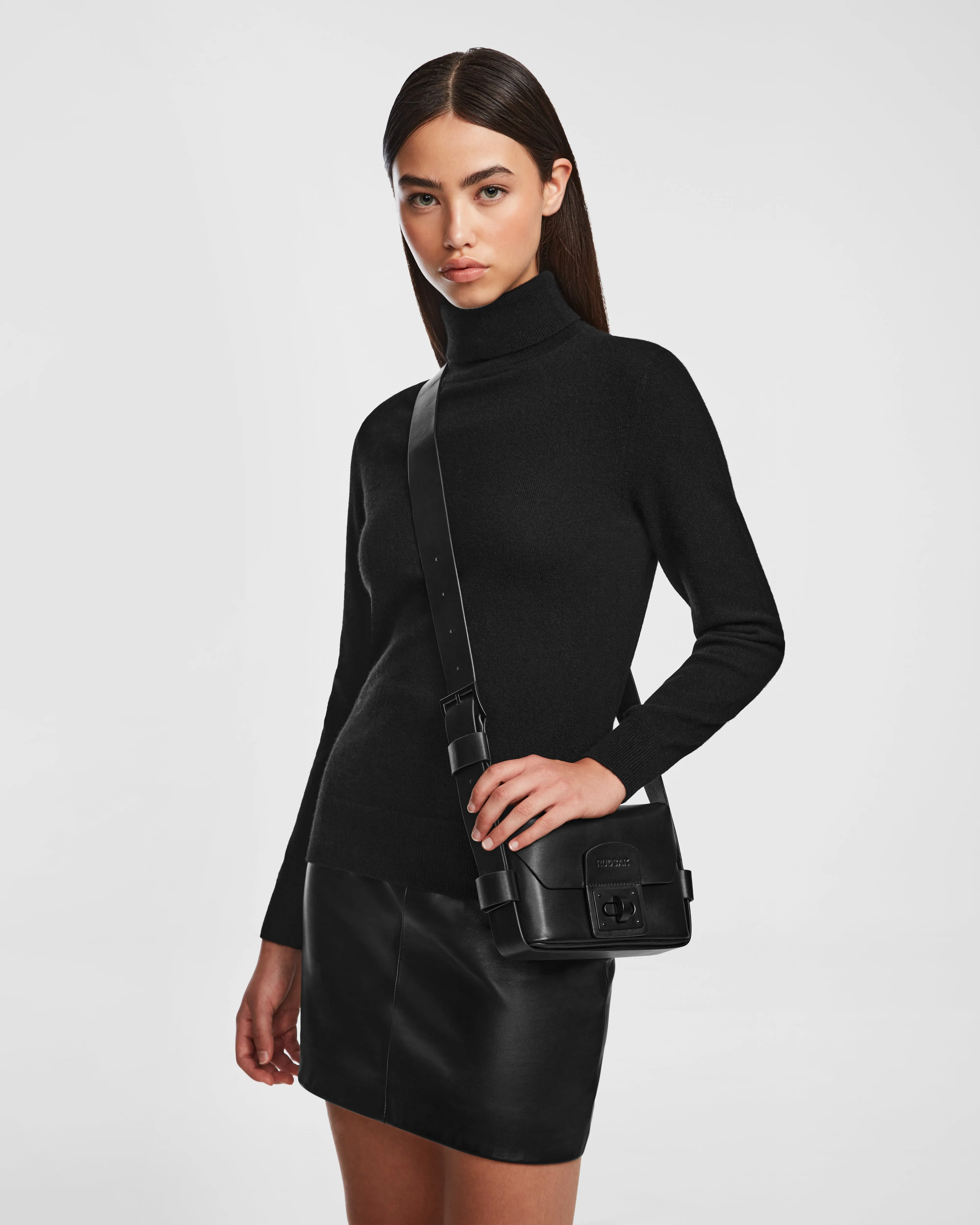 OFILIA - 8324504 Black