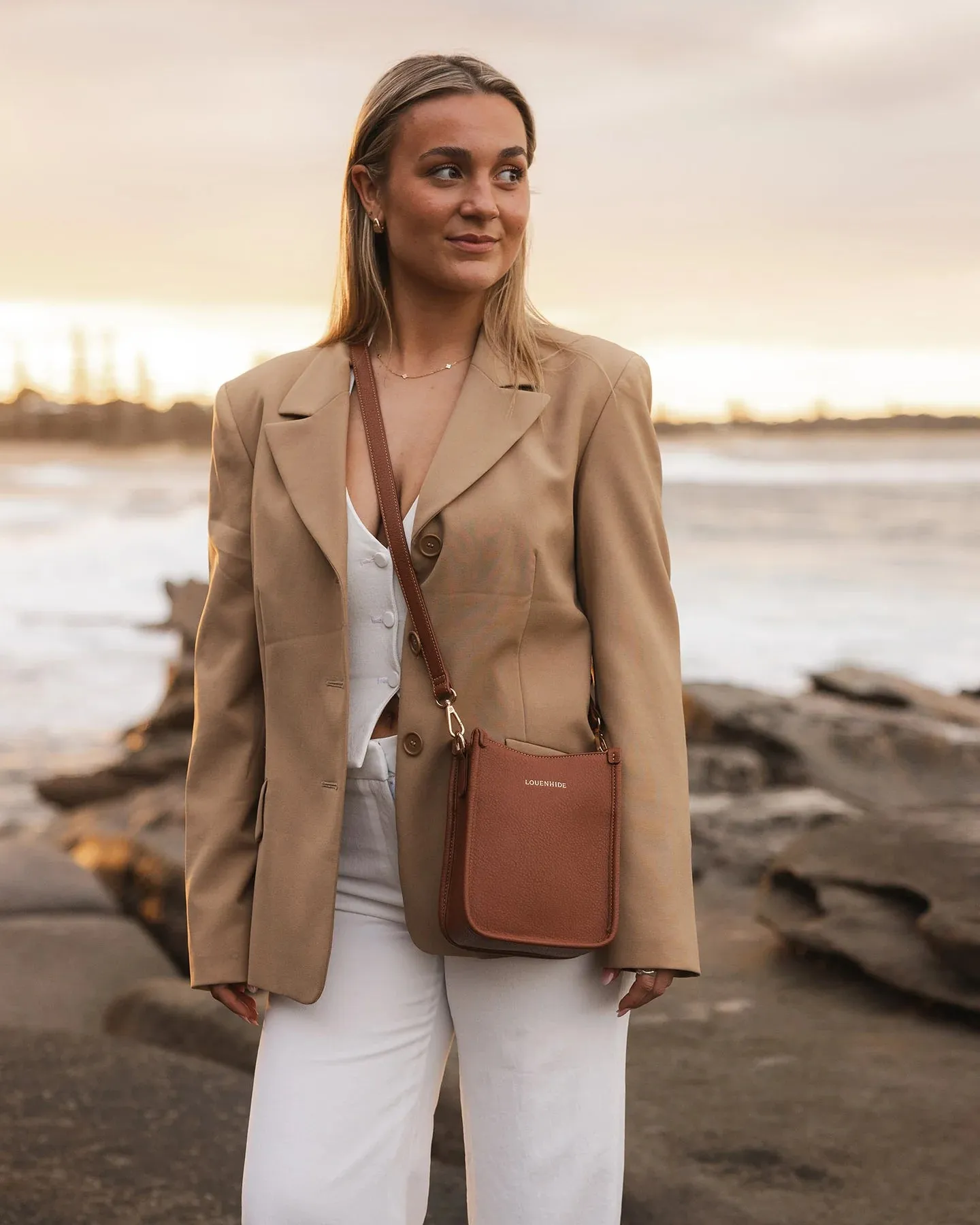 Parker Logo Phone Bag - Tan