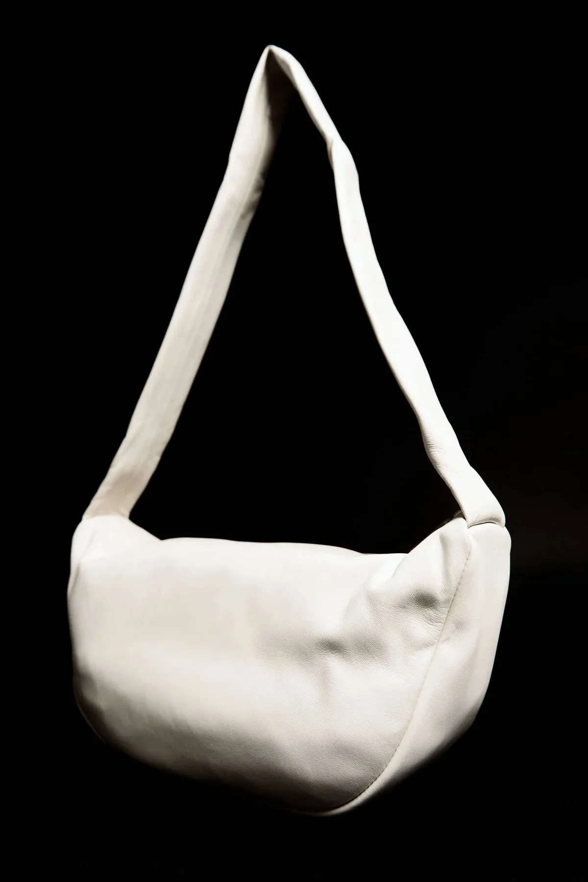 SOFT CRESCENT BAG - TOFU