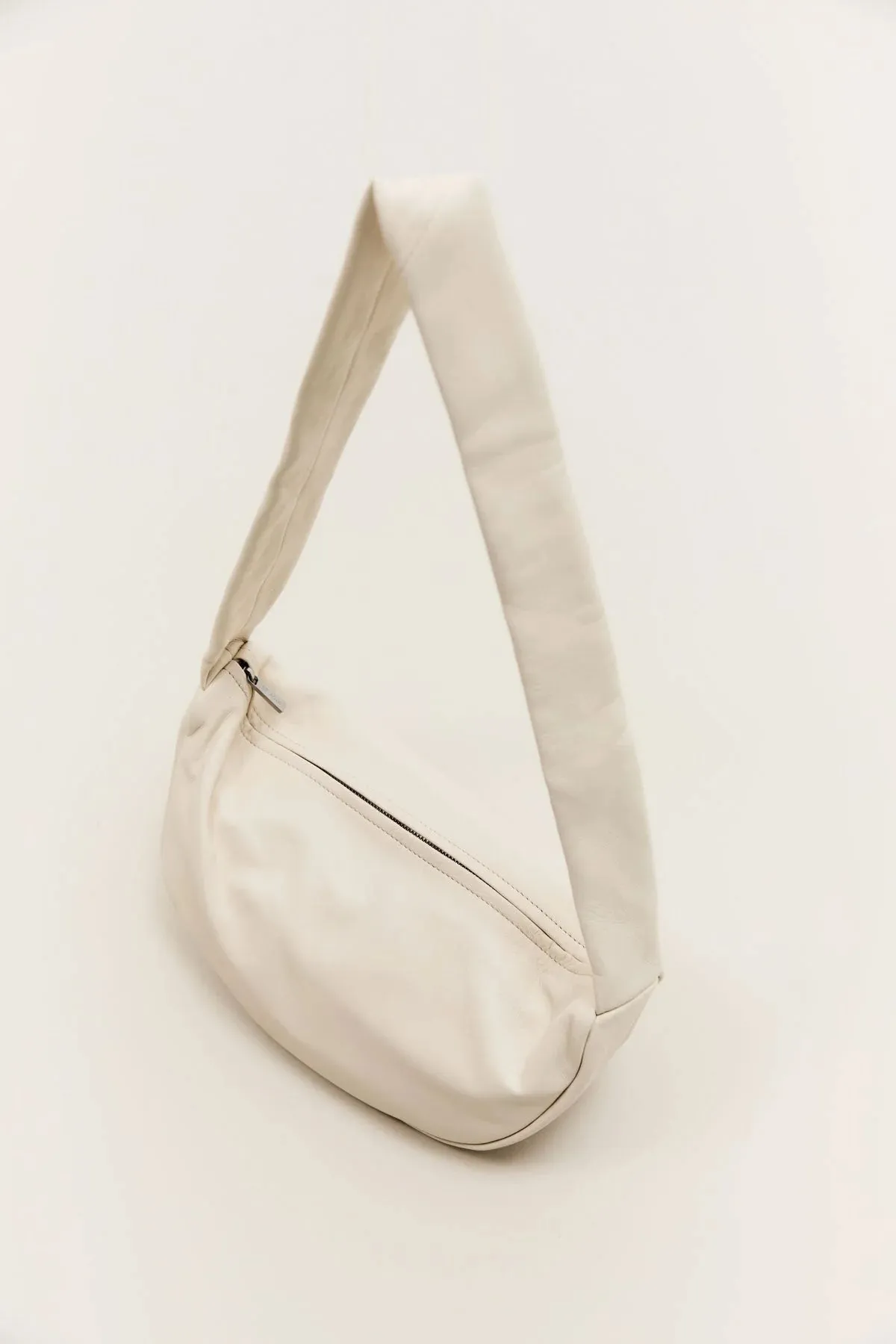 SOFT CRESCENT BAG - TOFU