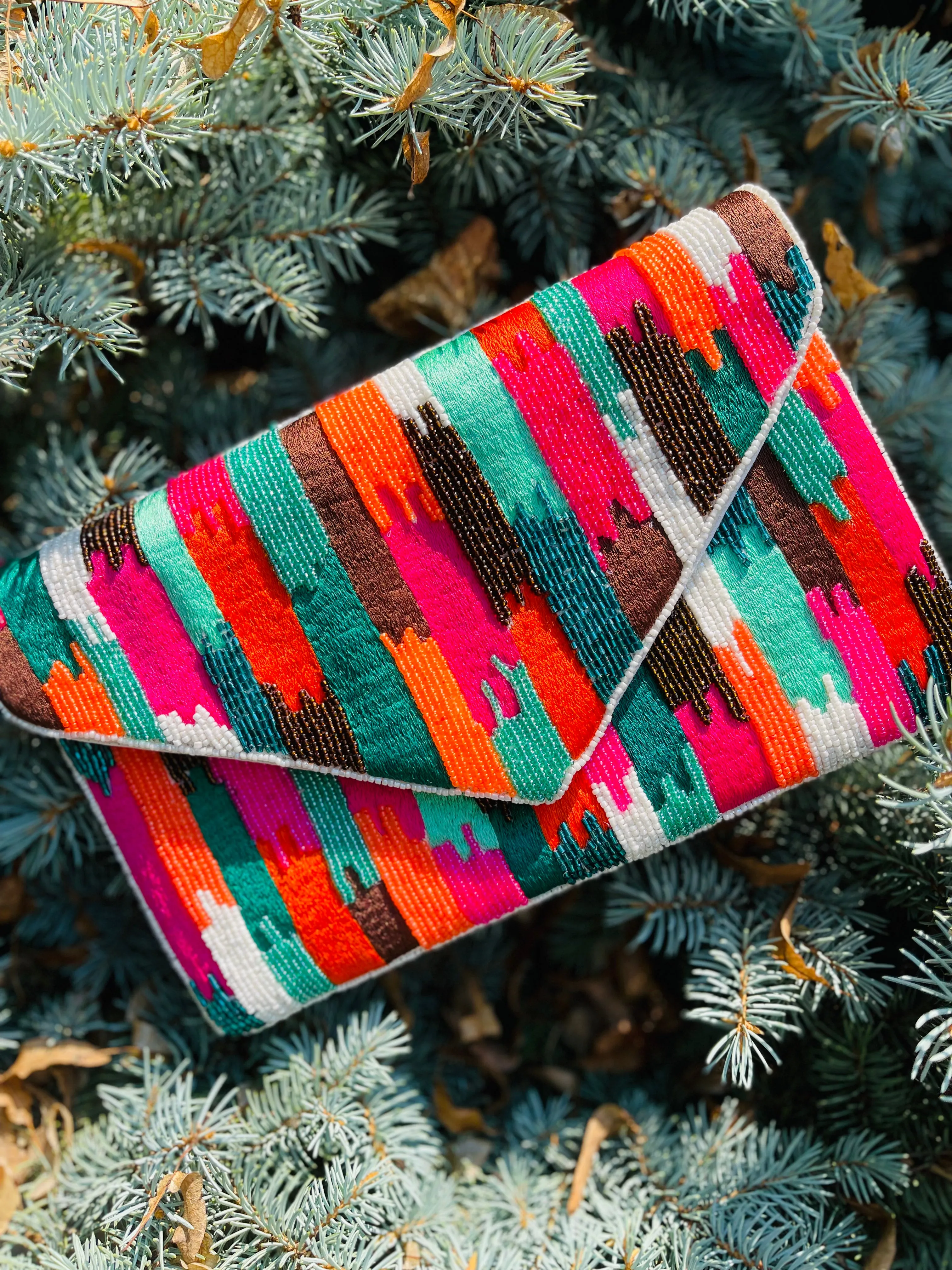 Stripe Pattern Handmade Beaded Clutch