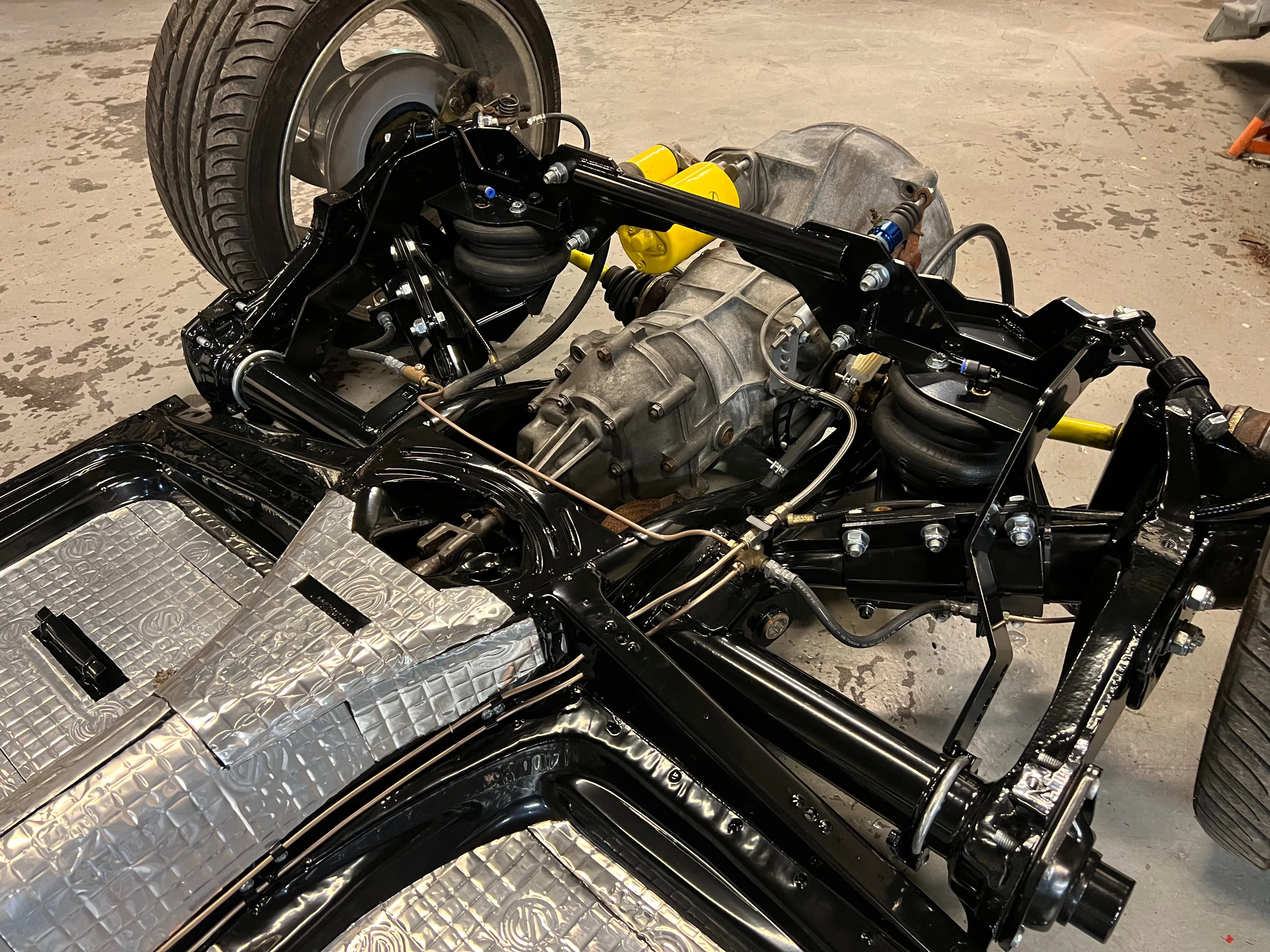 T1 Beetle/Ghia Premium IRS Rear Air Ride System - Bolt on
