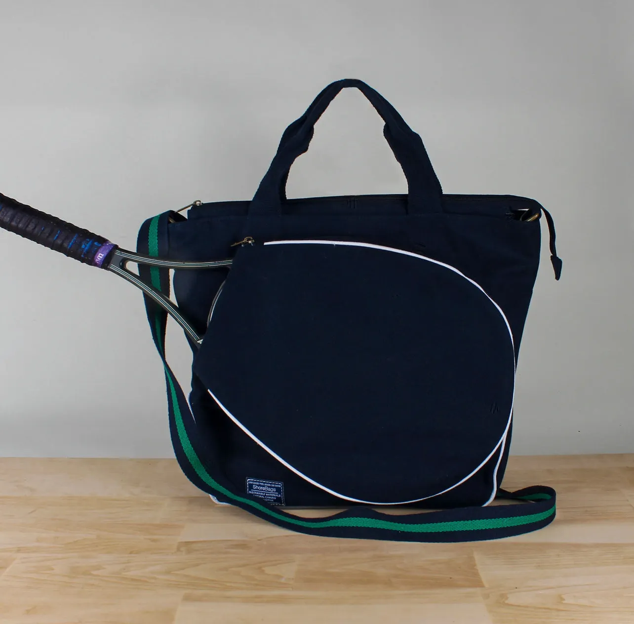 Tennis bag