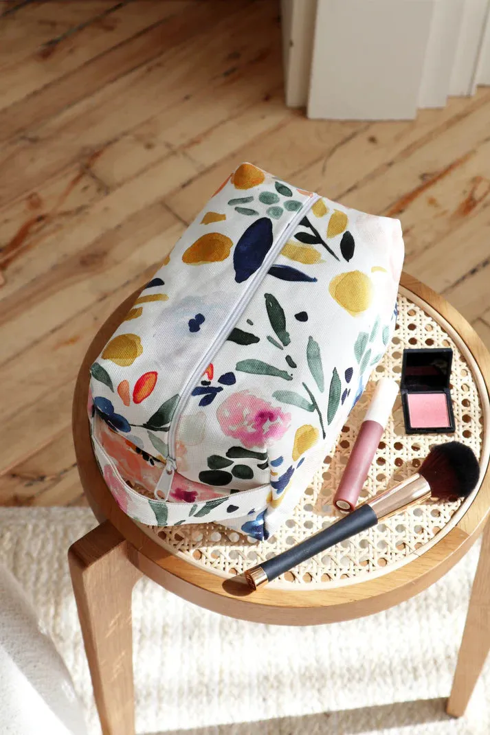 Thoughtful Beauty Bag