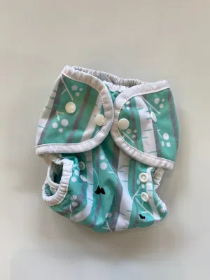 Thrifted Thirsties Duo Wrap - Snaps - Aspen Grove (EUC)