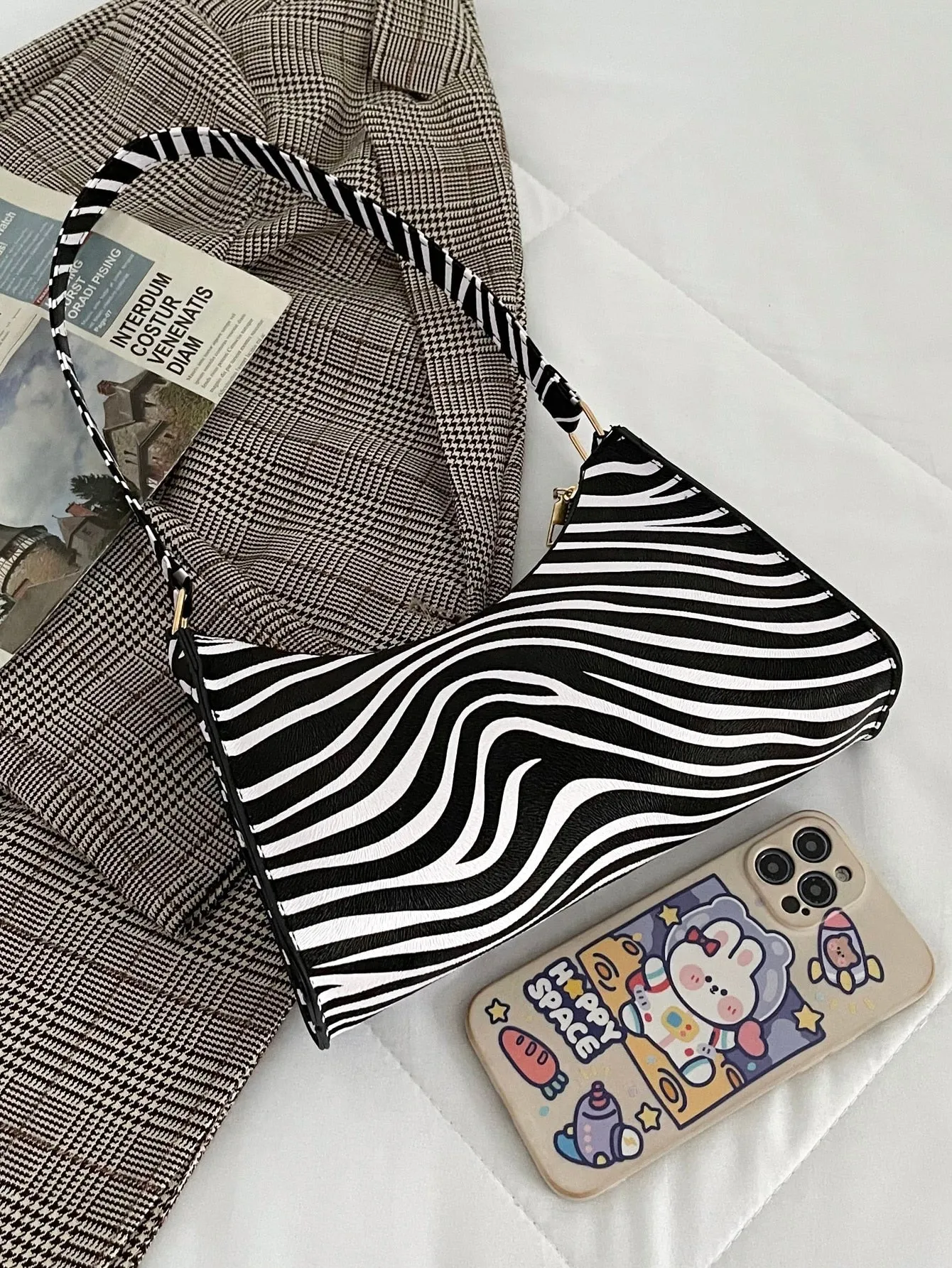 Zebra Striped Pattern Baguette Bag - Black and White