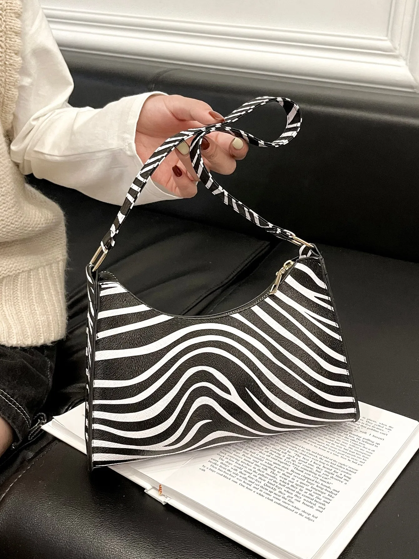 Zebra Striped Pattern Baguette Bag - Black and White